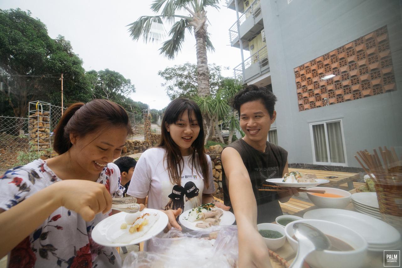 Palm Hostel & Coffee Nha Trang Exterior photo